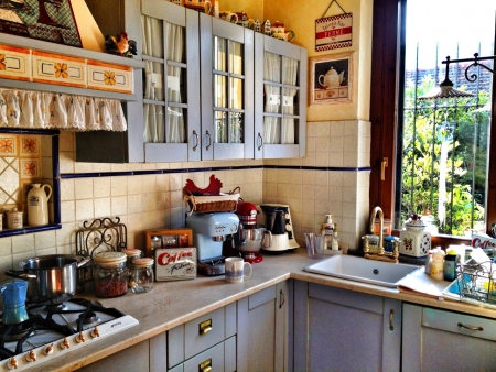 Quadrilocale I1 sul Lago di Comabbio in residence con piscina • Gecoim Srl