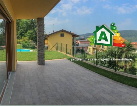 Villa a schiera 7 in Varano Borghi, con vista sul Lago di Comabbio • Gecoim Srl