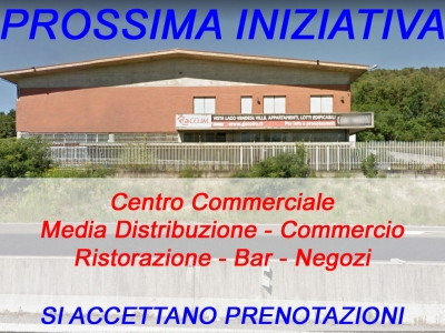Edificio Commerciale - Negozi / Ristorazione / Bar / Commercio